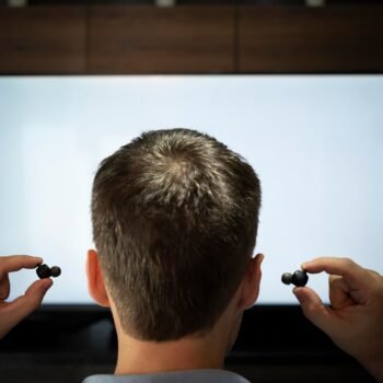 gaming earbuds