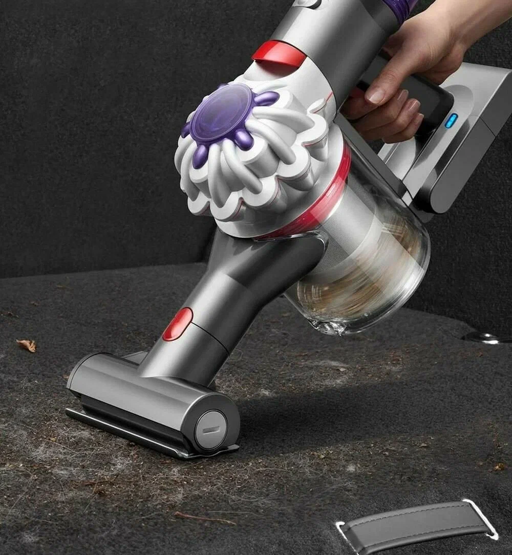 dyson v8